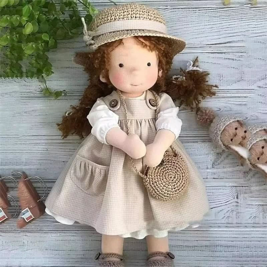 Handgefertigte Waldorf-Puppe mit Zubehör – Plüsch Baumwollspielzeug