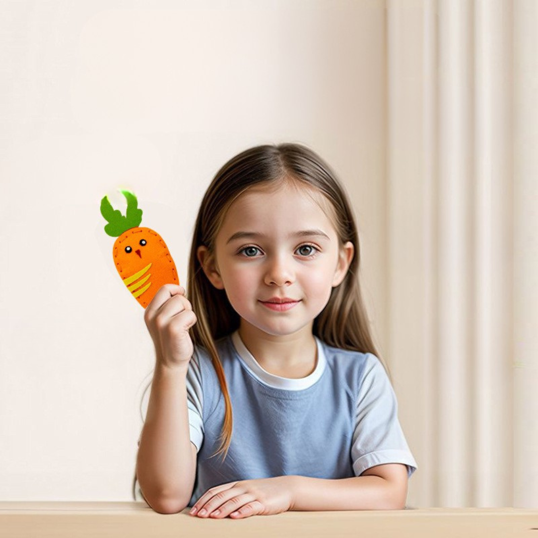 Sicheres Bastel-Nähset für Kinder mit Filztierprojekten