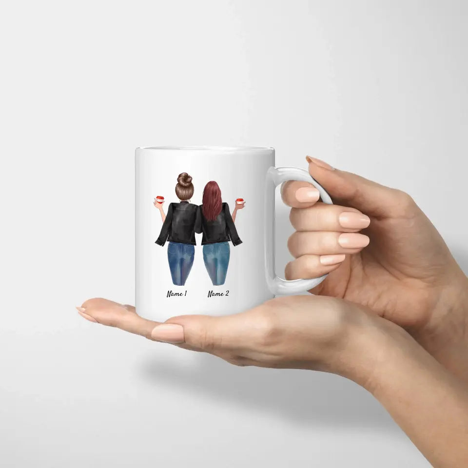 Beste Freunde Lederjacken &amp; Getränke – personalisierte Tasse (2-3 Frauen)